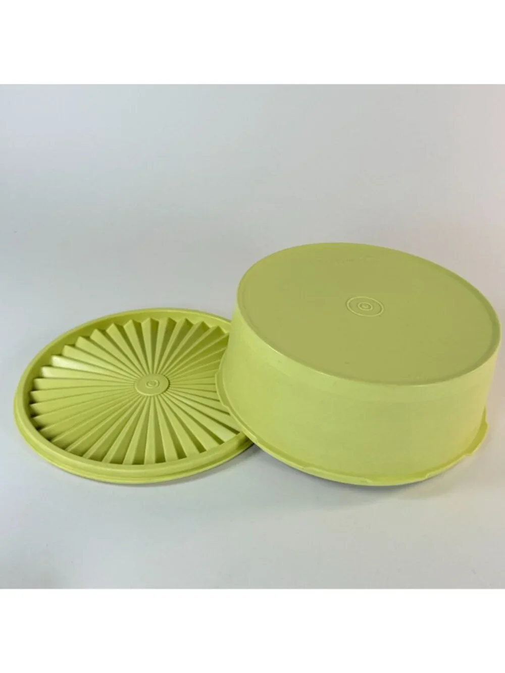 Vintage Tupperware Sunburst Servalier Canister 1204-5 Yellow Lid Storage